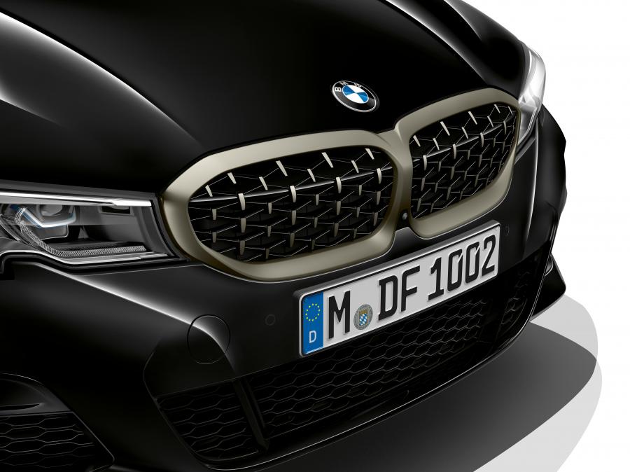 Детали экстерьера BMW M340i xDrive (G20) 2019 года  (WW) (фото 2 из 111)